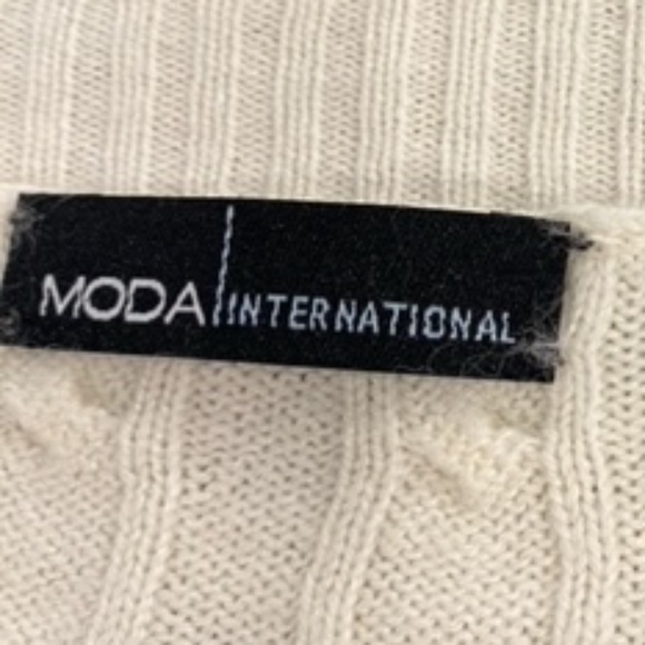 MODA International Silk Crop Sweater - Picture 9 of 9